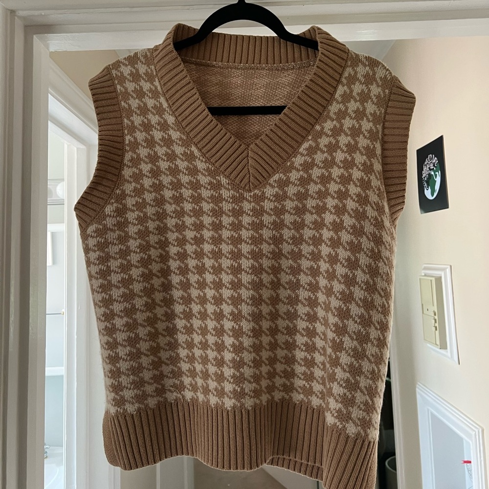 Sweater Vest